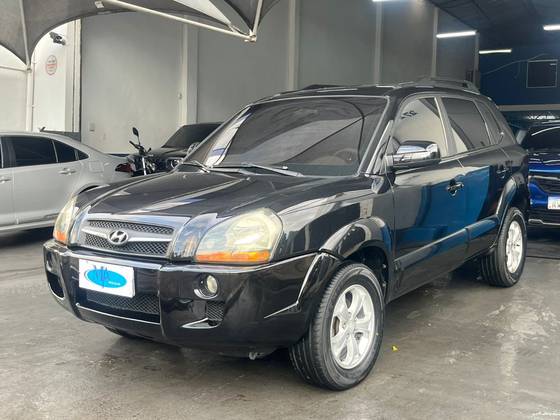 HYUNDAI TUCSON 2.0 MPFI GLS 16V 143CV 2WD FLEX 4P AUTOMÁTICO HYUNDAI TUCSON 2.0 MPFI GLS 16V 143CV 2WD FLEX 4P AUTOMÁTICO